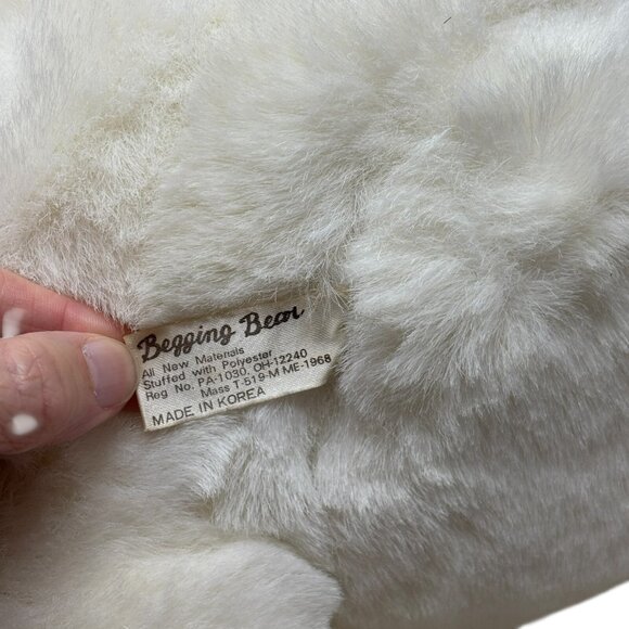 BEGGING BEAR American Wego White Teddy Bear 17" Plush Vintage 80's #8519 *READ* - Picture 11 of 11